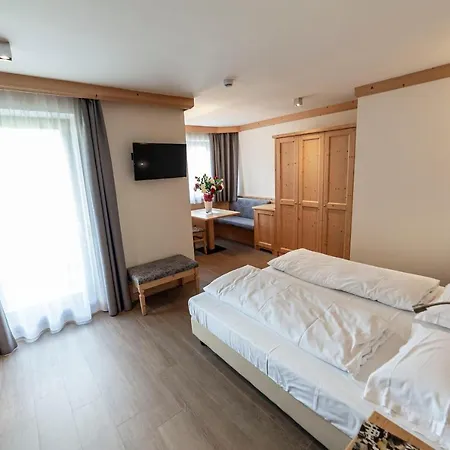 Hotel Garnì Paradisi - Wellness&spa Mezzano