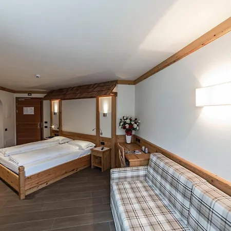 Garnì Paradisi - Wellness&spa 4*