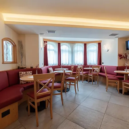 Hotel Garnì Paradisi - Wellness&spa Mezzano