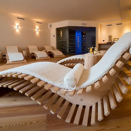 Hotel Garnì Paradisi - Wellness&spa Mezzano