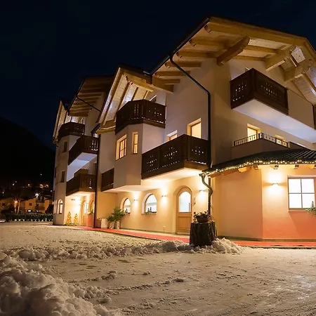 Garnì Paradisi - Wellness&spa 4*