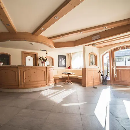 Garnì Paradisi - Wellness&spa Hotel