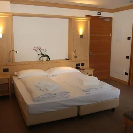 Garnì Paradisi - Wellness&spa Hotel